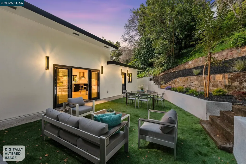 2090 Wrenn Oakland CA 94602
