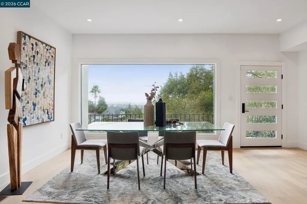 2090 Wrenn Oakland CA 94602