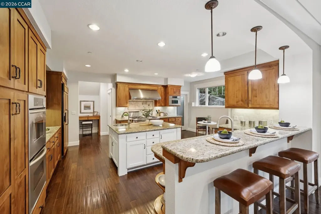 1980 Meadow Road Walnut Creek CA 94595