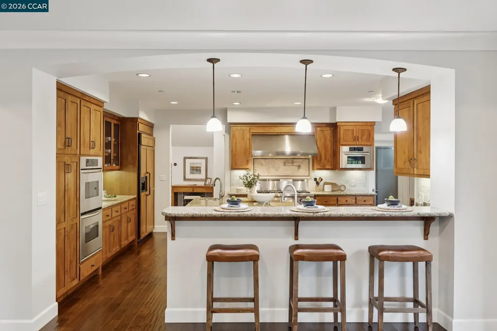 1980 Meadow Road Walnut Creek CA 94595