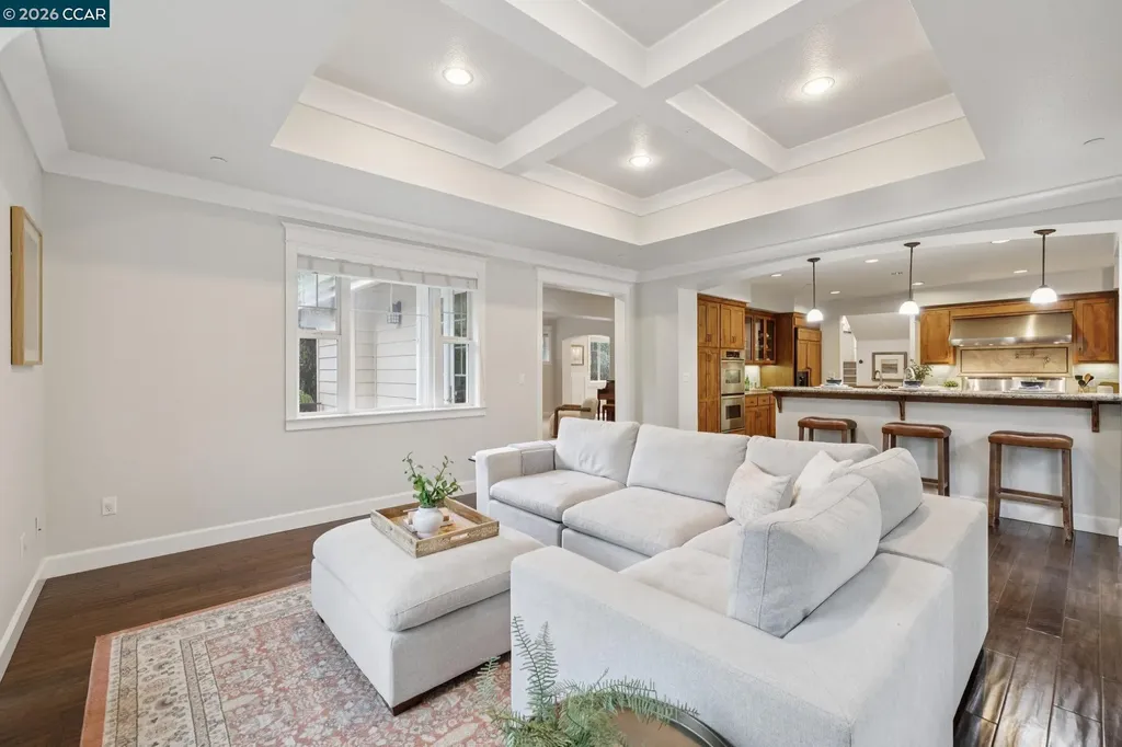 1980 Meadow Road Walnut Creek CA 94595