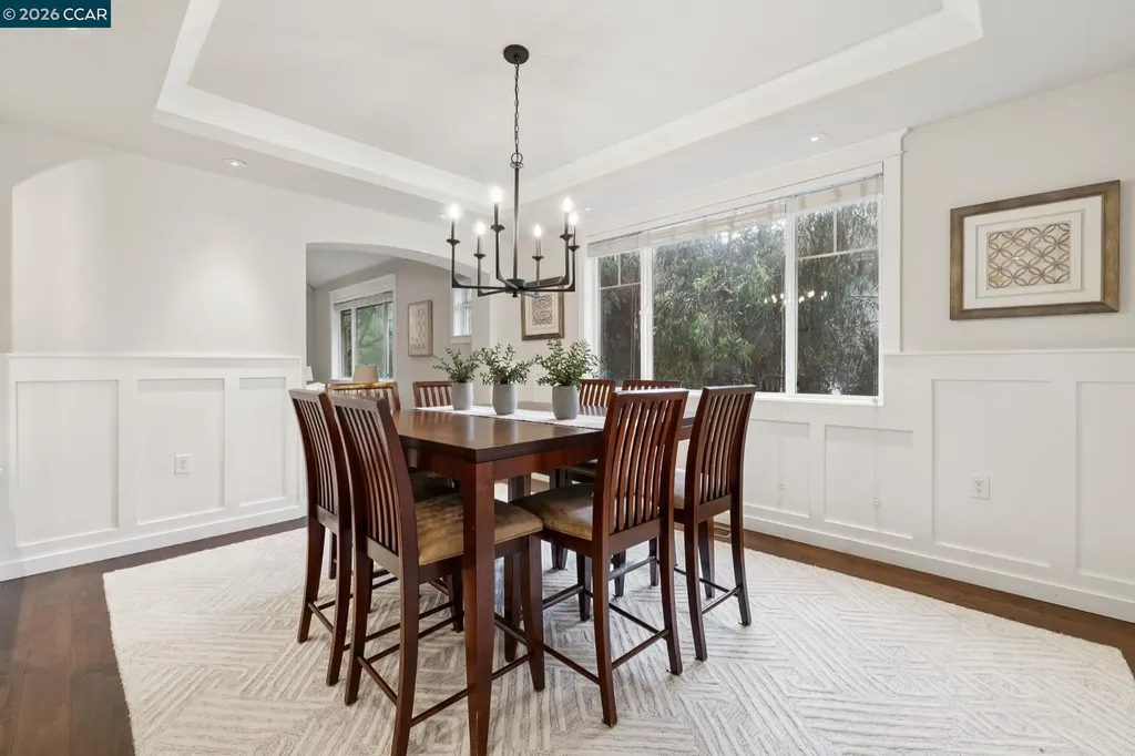 1980 Meadow Road Walnut Creek CA 94595