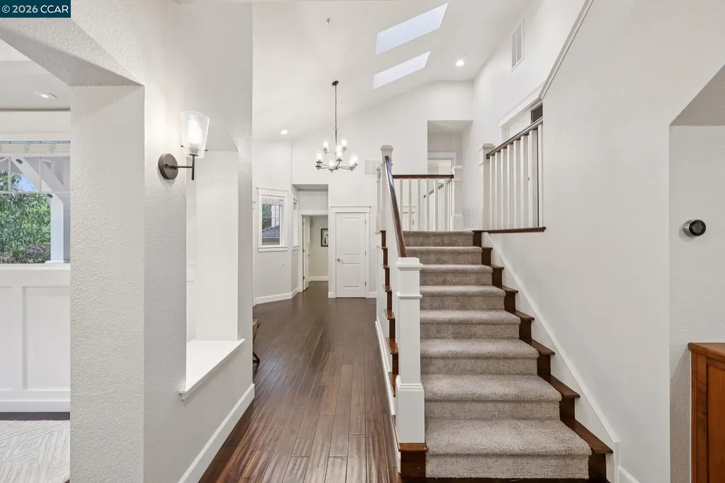 1980 Meadow Road Walnut Creek CA 94595
