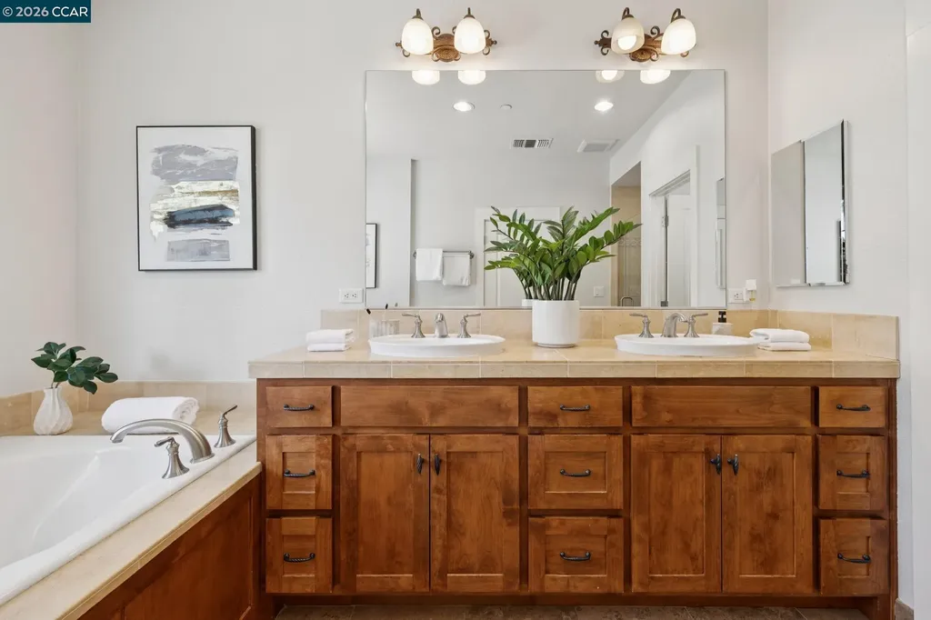 1980 Meadow Road Walnut Creek CA 94595