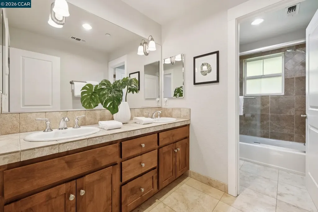1980 Meadow Road Walnut Creek CA 94595