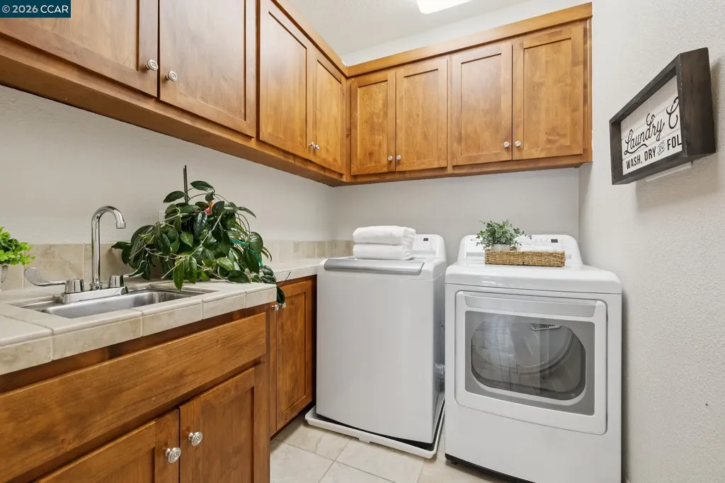 1980 Meadow Road Walnut Creek CA 94595