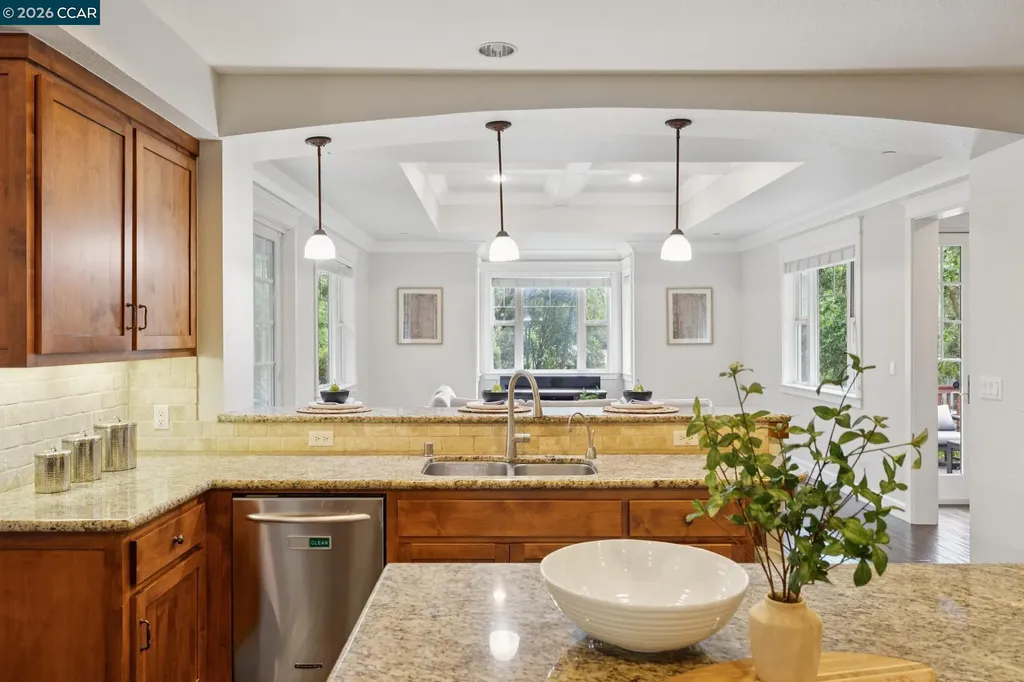 1980 Meadow Road Walnut Creek CA 94595