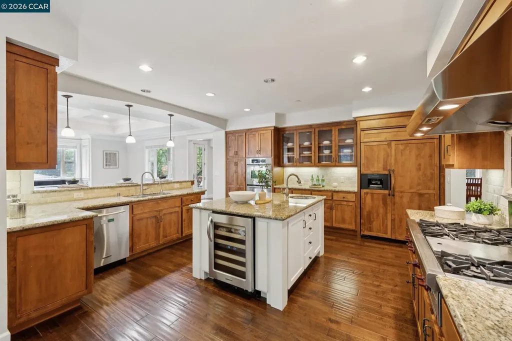 1980 Meadow Road Walnut Creek CA 94595