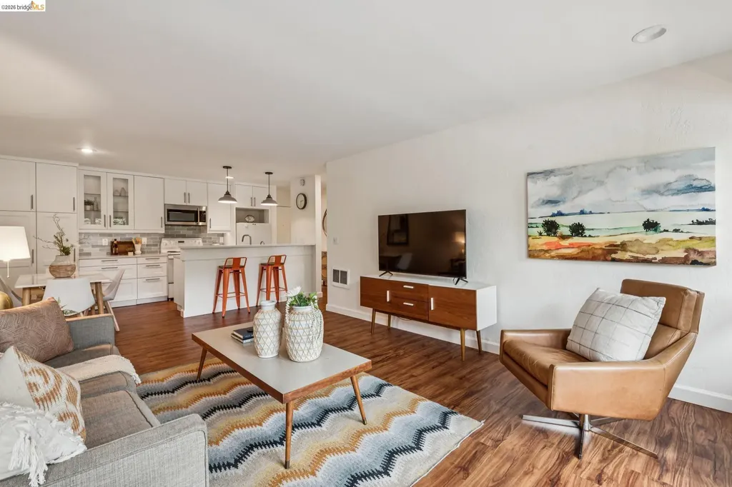 651 Oakland Avenue Oakland CA 94611