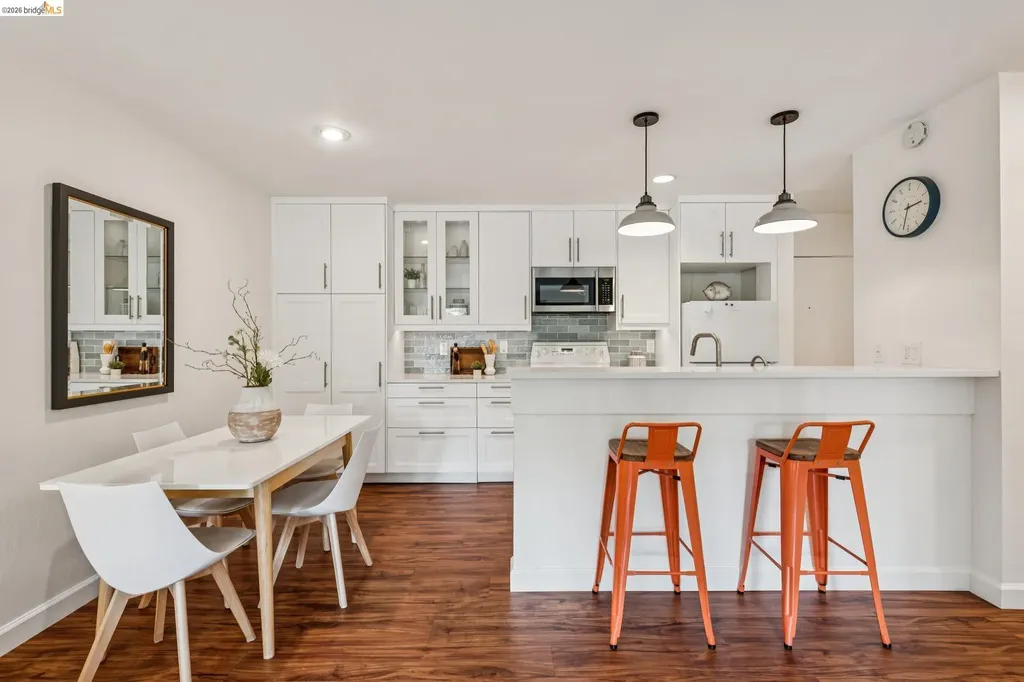 651 Oakland Avenue Oakland CA 94611