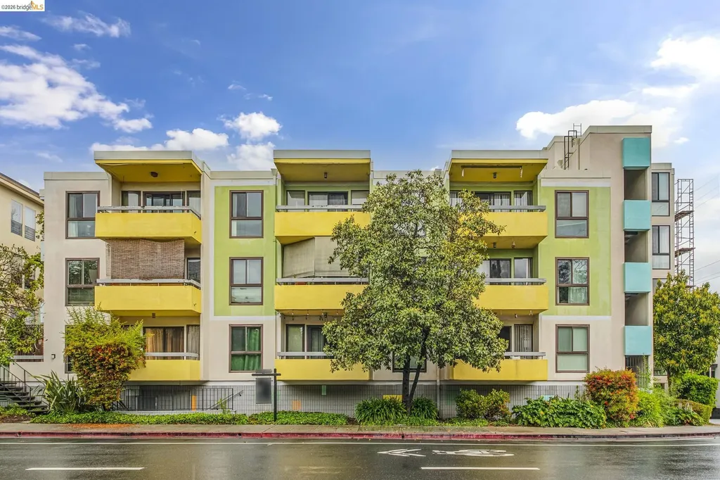 651 Oakland Avenue Oakland CA 94611