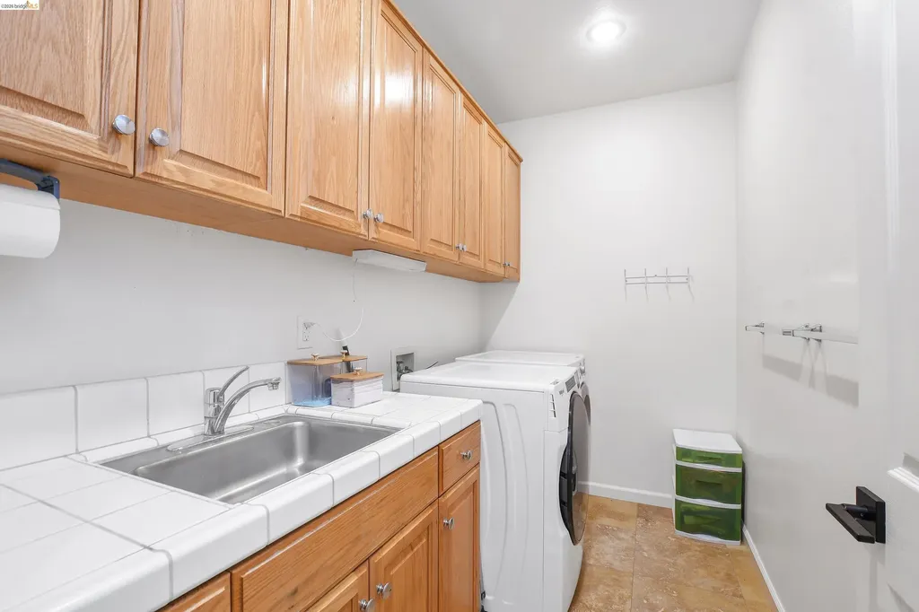 675 Devonshire Loop Brentwood CA 94513