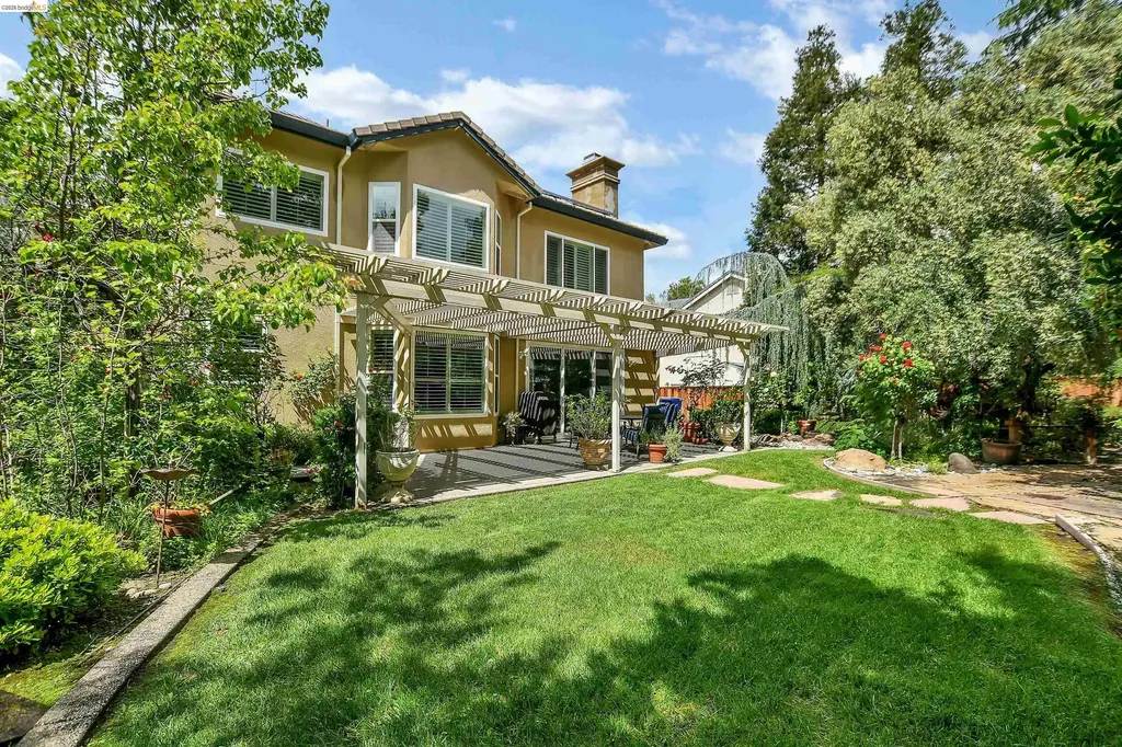 675 Devonshire Loop Brentwood CA 94513