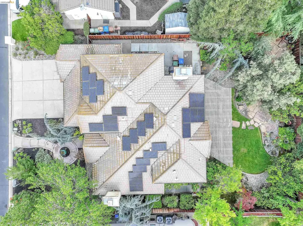 675 Devonshire Loop Brentwood CA 94513