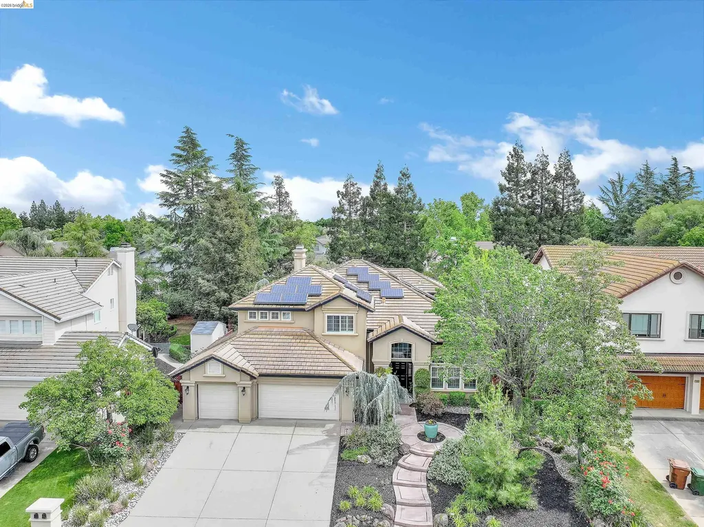 675 Devonshire Loop Brentwood CA 94513