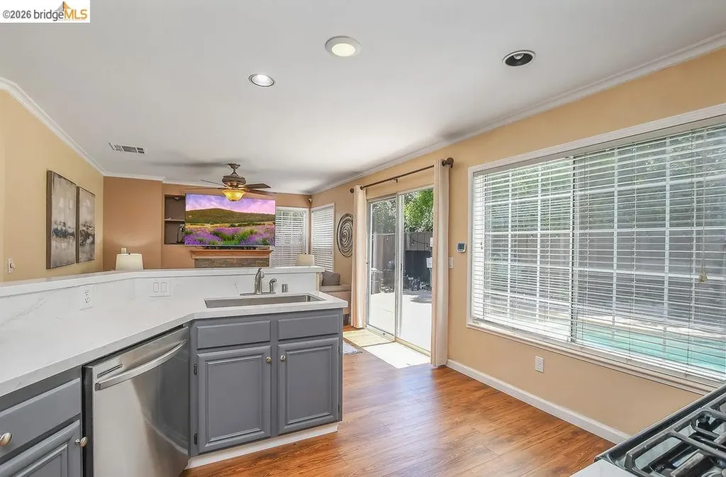 150 Trenton Circle Pleasanton CA 94566