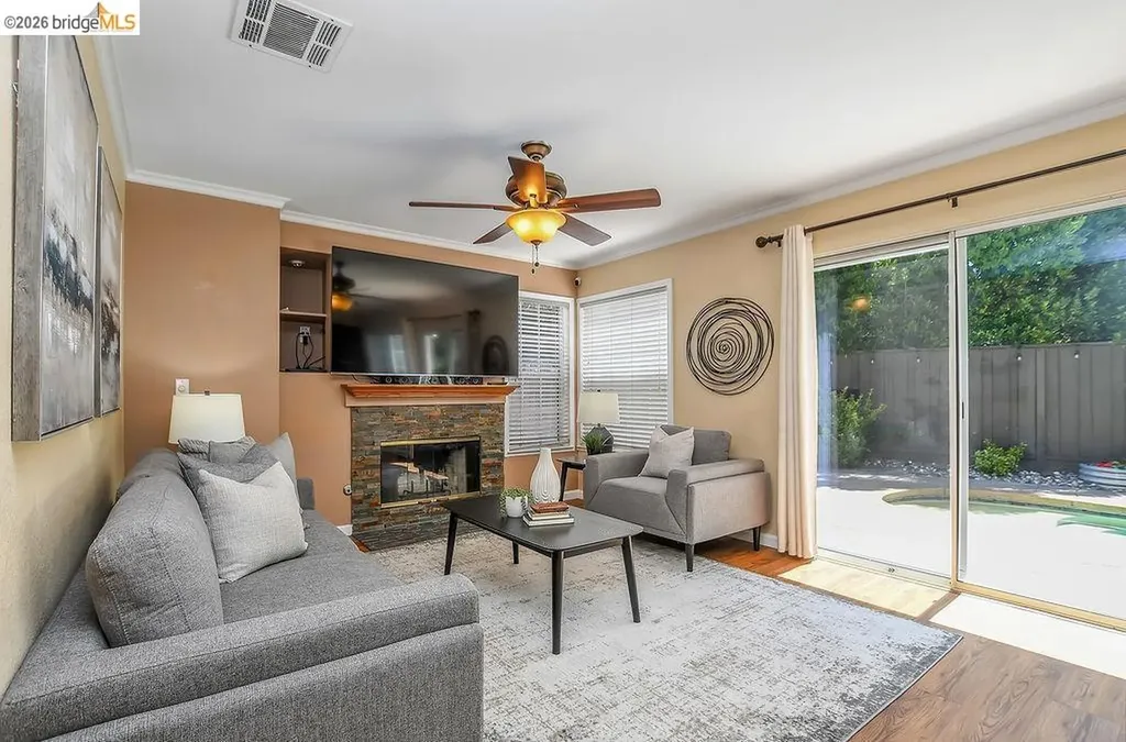 150 Trenton Circle Pleasanton CA 94566