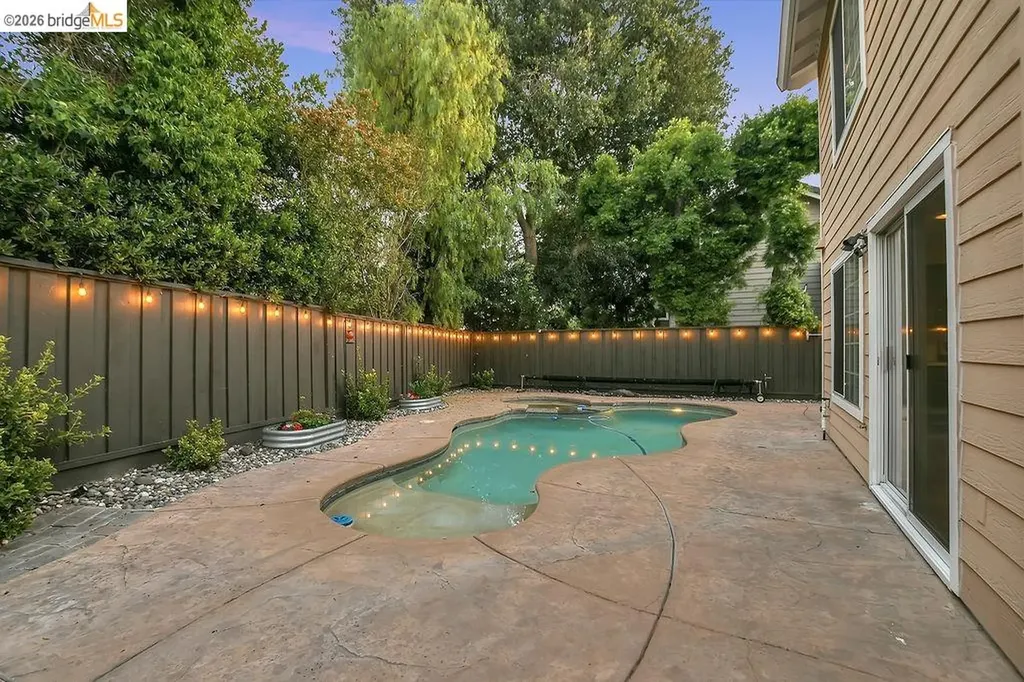 150 Trenton Circle Pleasanton CA 94566