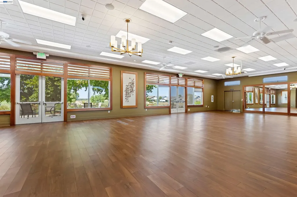 1606 Regent Drive Brentwood CA 94513
