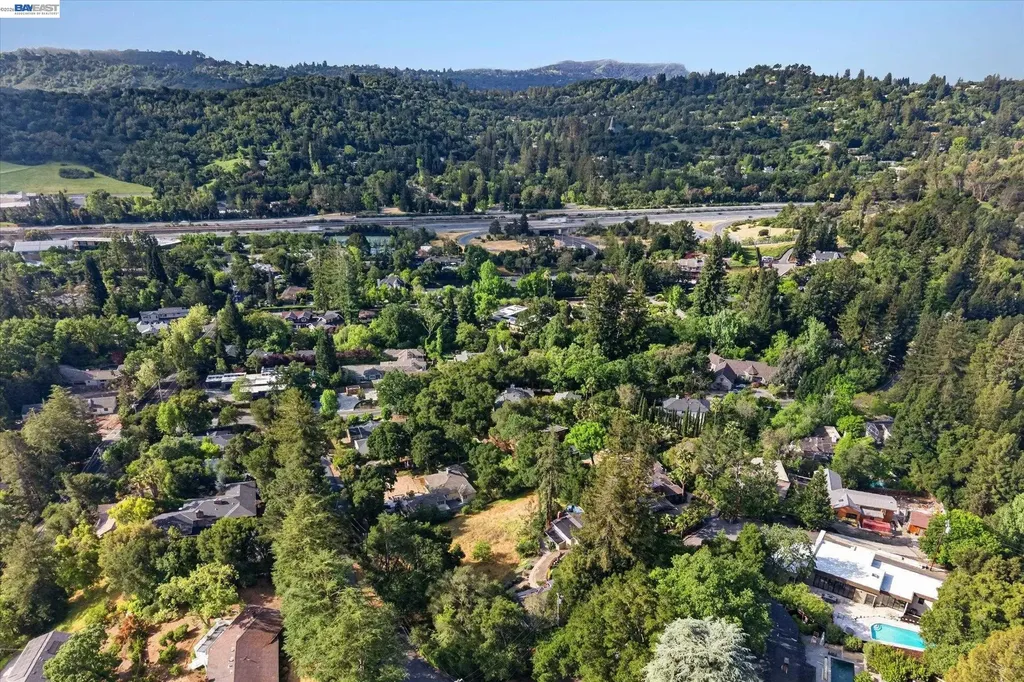 1087 Rahara Dr, A Lafayette CA 94549