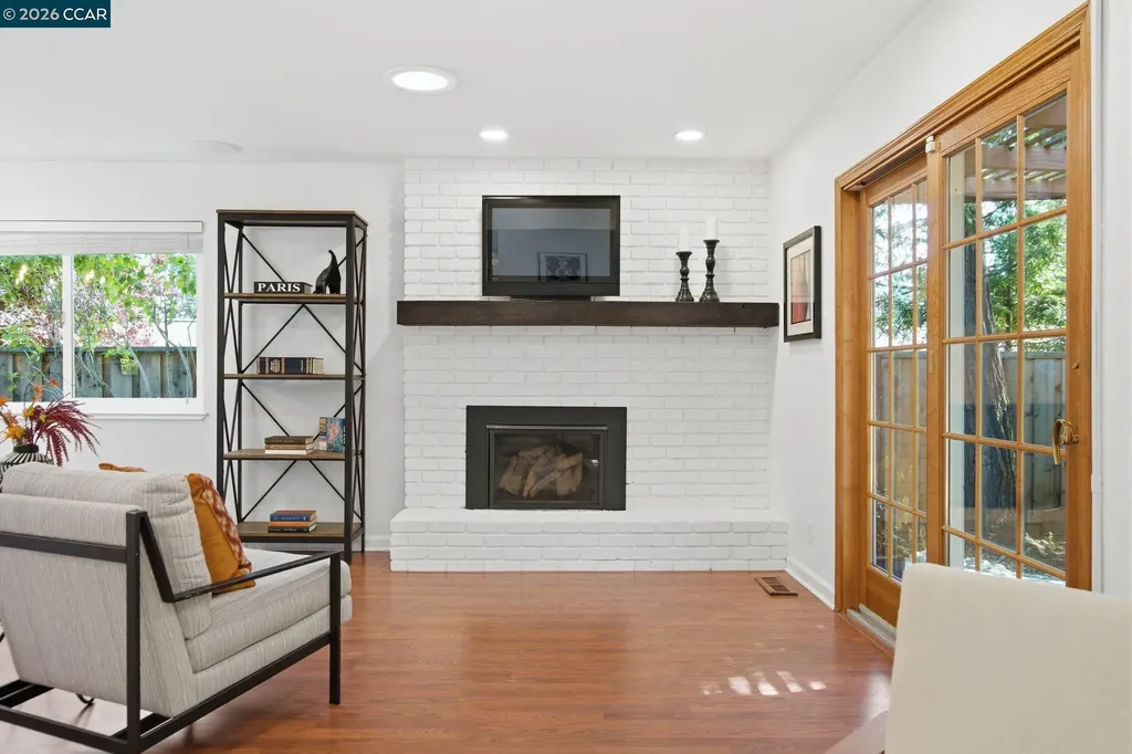 143 Donegal Way Martinez CA 94553