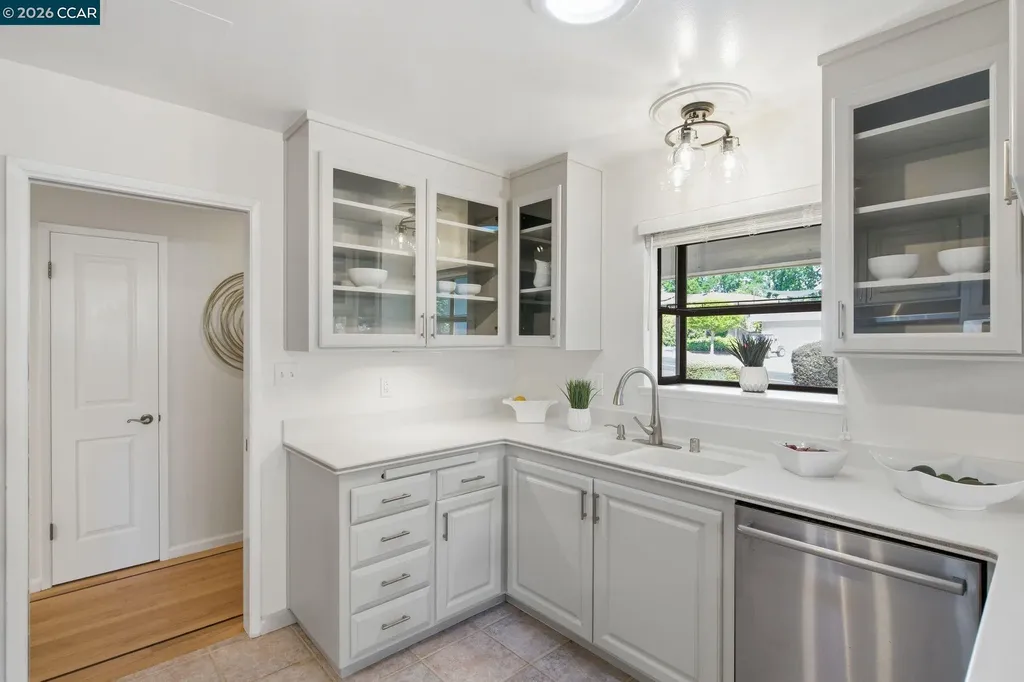 143 Donegal Way Martinez CA 94553