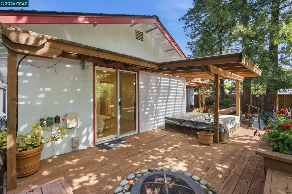 143 Donegal Way Martinez CA 94553