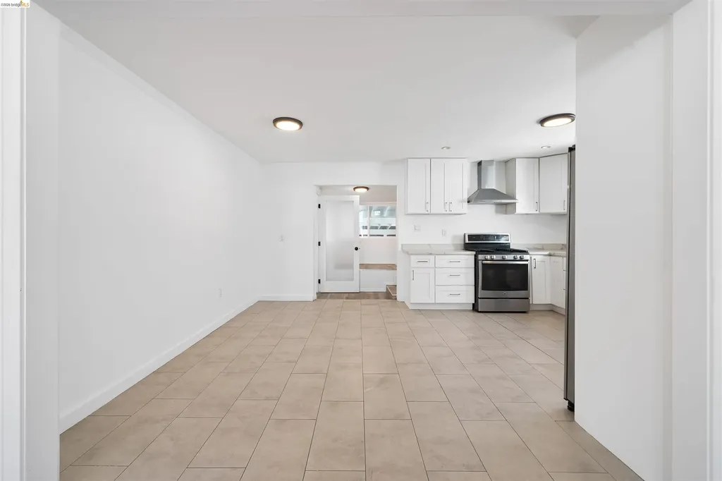 2735 11th Street Oakland CA 94601
