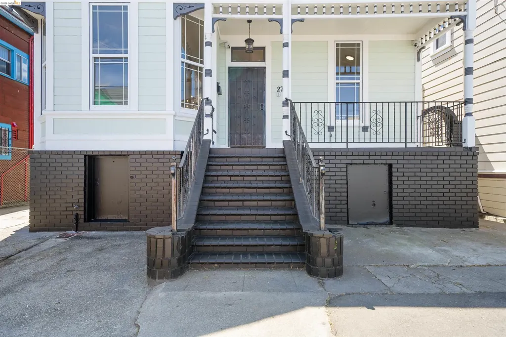 2735 11th Street Oakland CA 94601