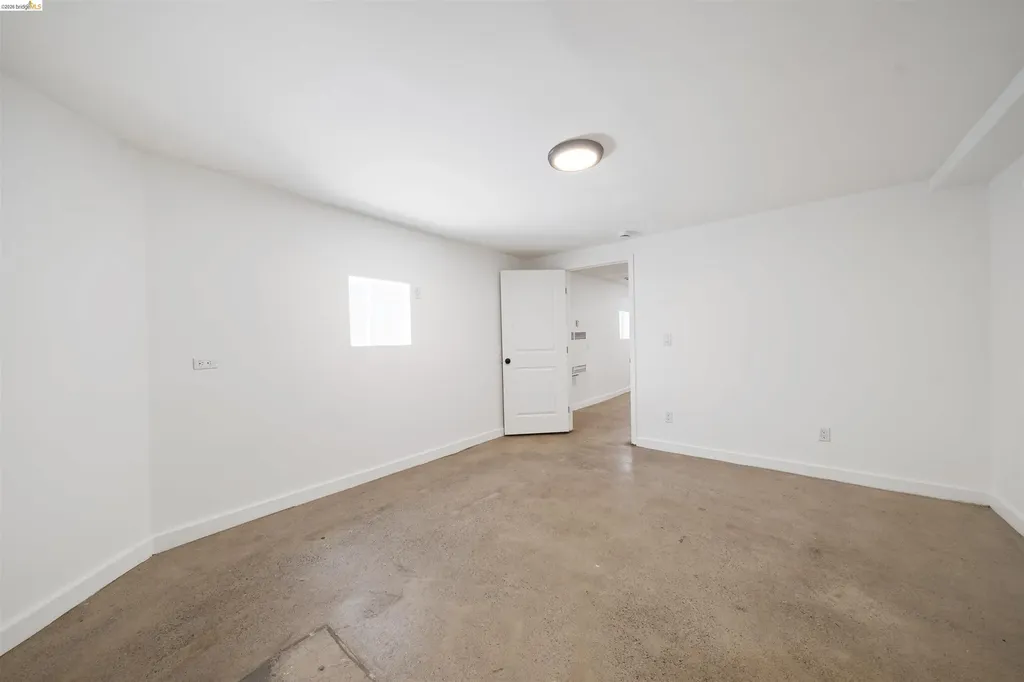 2735 11th Street Oakland CA 94601