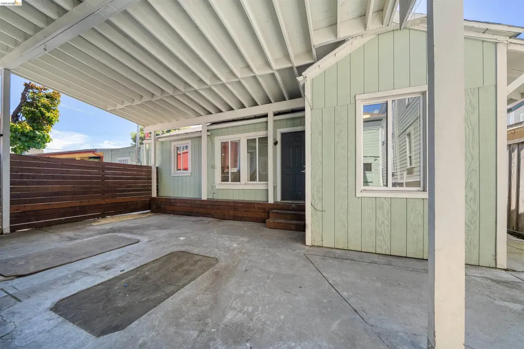 2735 11th Street Oakland CA 94601