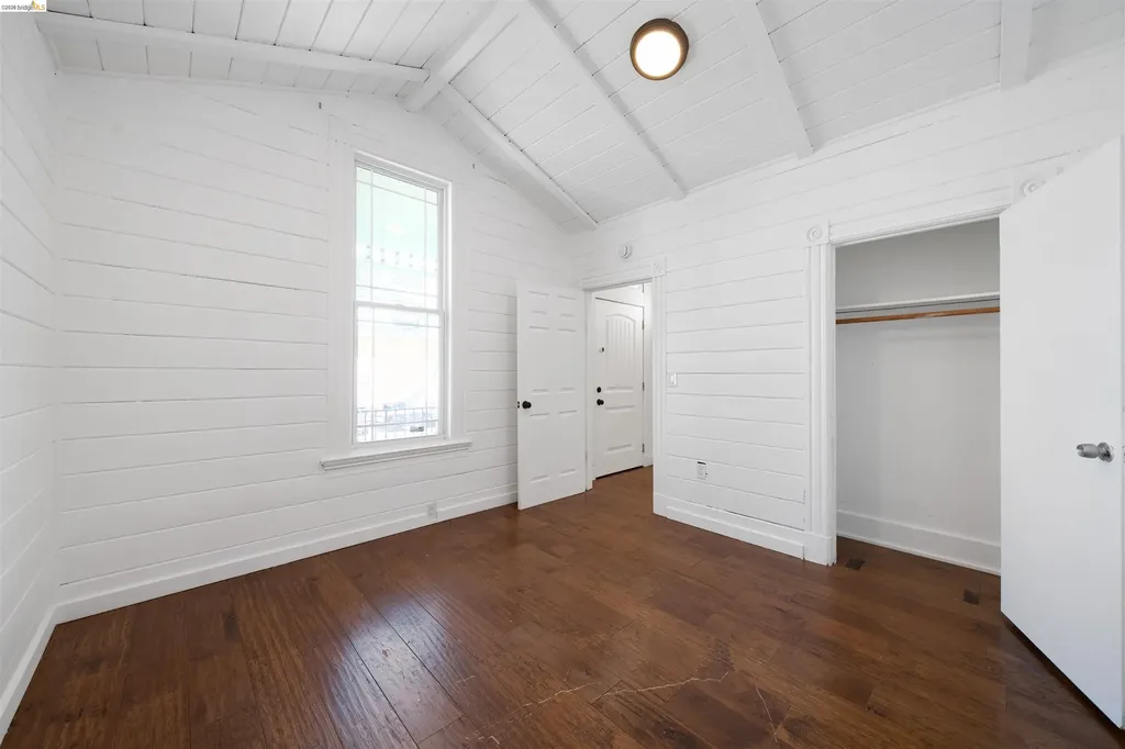 2735 11th Street Oakland CA 94601