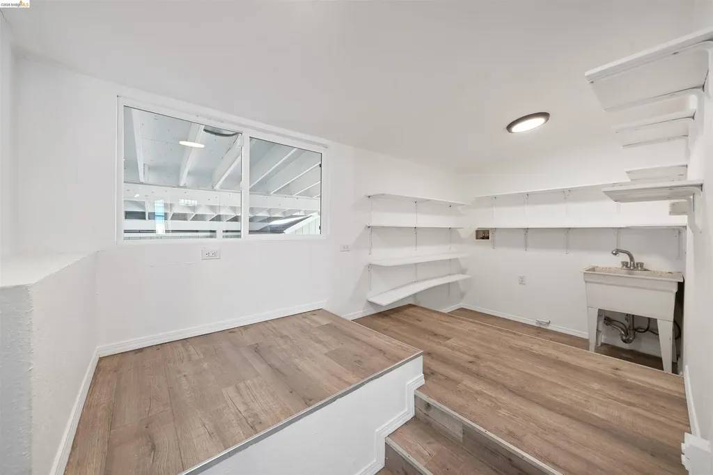 2735 11th Street Oakland CA 94601