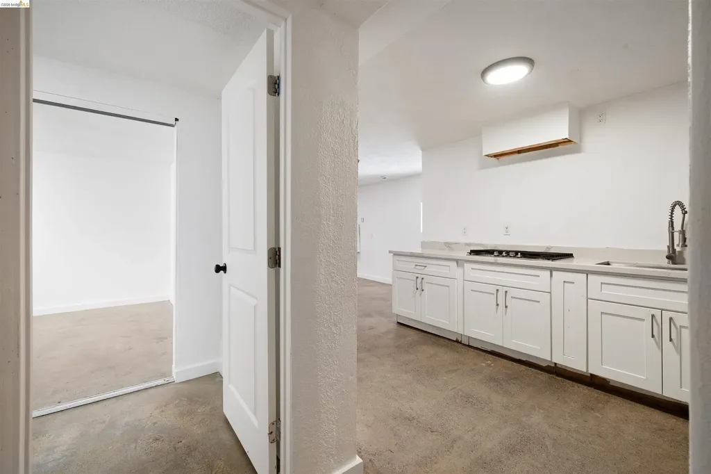 2735 11th Street Oakland CA 94601