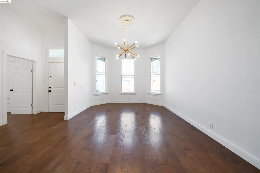 2735 11th Street Oakland CA 94601