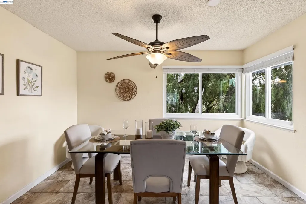 137 Parfait Lane Alameda CA 94502