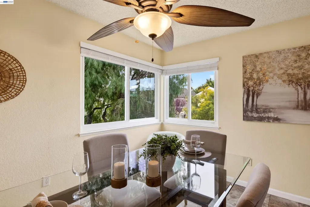 137 Parfait Lane Alameda CA 94502