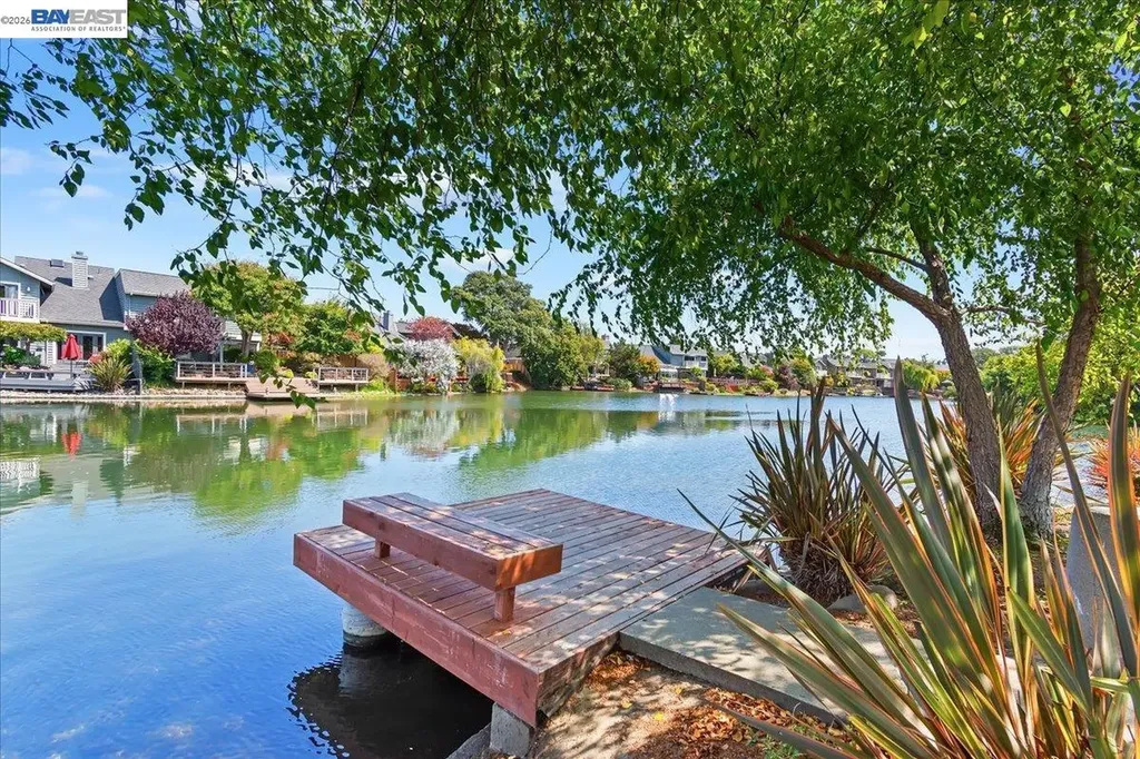 137 Parfait Lane Alameda CA 94502