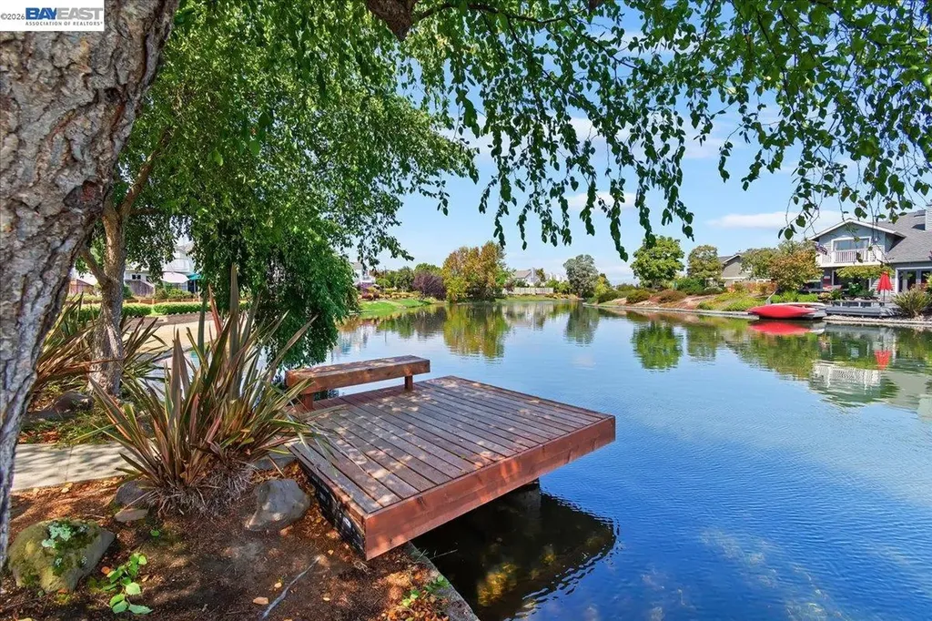137 Parfait Lane Alameda CA 94502