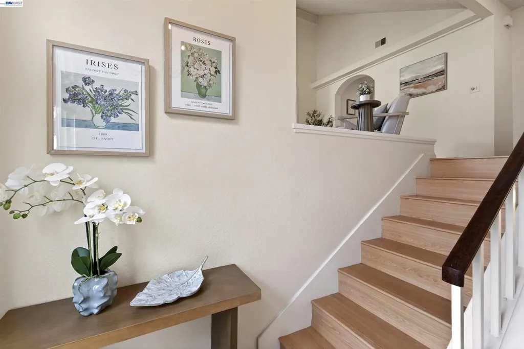 137 Parfait Lane Alameda CA 94502