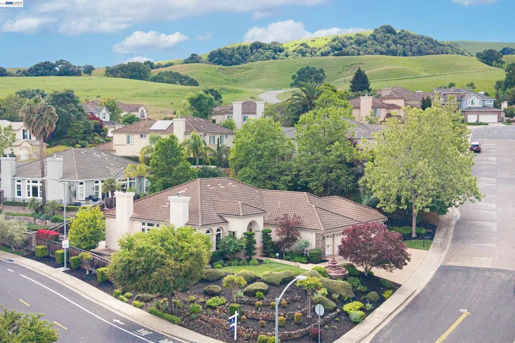 1 Circle E Ranch Place San Ramon CA 94583