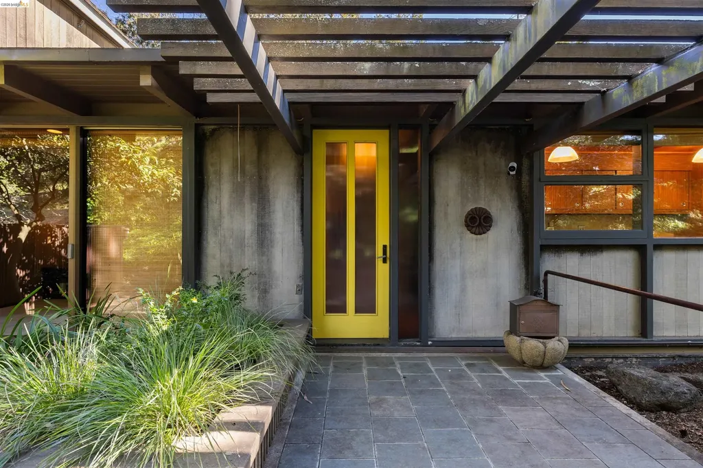205 Lake Drive Kensington CA 94708