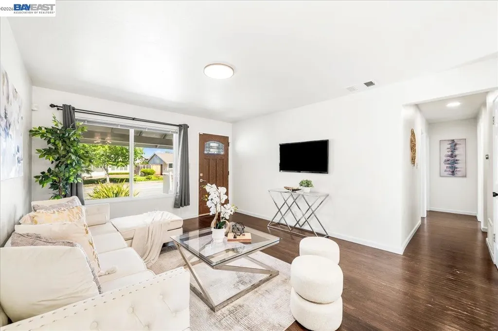 5084 Hilo Street Fremont CA 94538