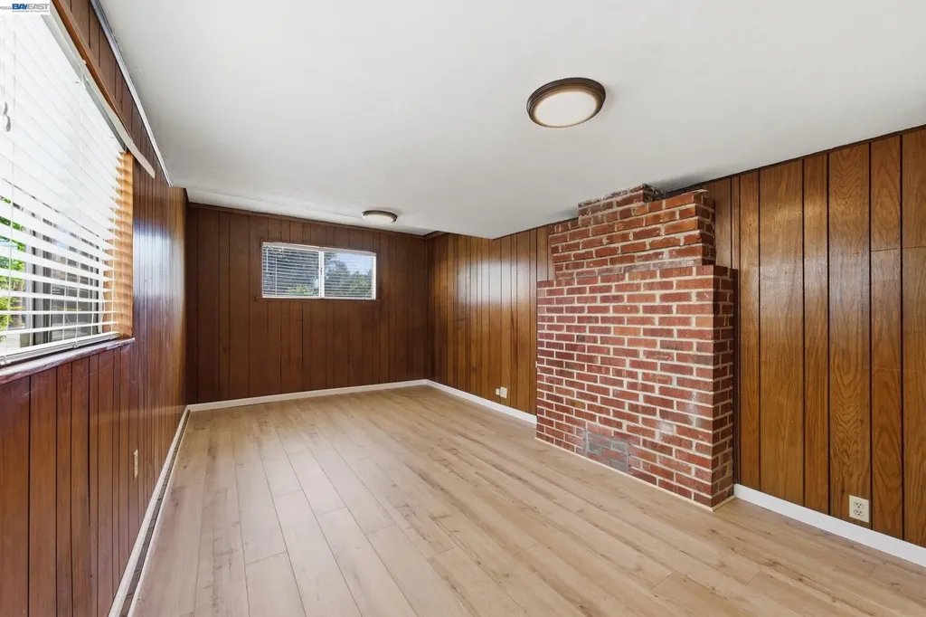 3586 Somerset Avenue Castro Valley CA 94546