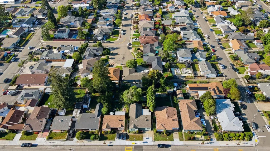 3586 Somerset Avenue Castro Valley CA 94546