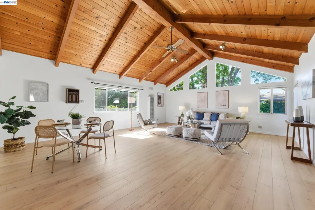 3586 Somerset Avenue Castro Valley CA 94546