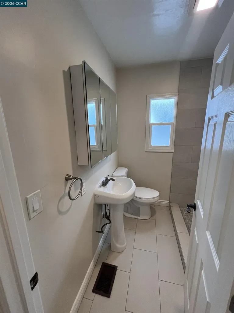 2824 23rd Avenue Oakland CA 94606