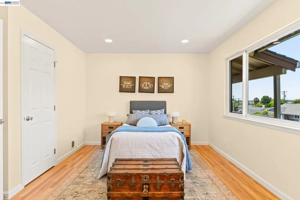 667 Gleneagle Avenue Hayward CA 94544