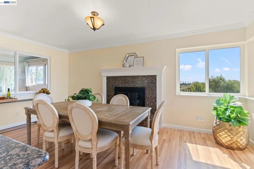 667 Gleneagle Avenue Hayward CA 94544