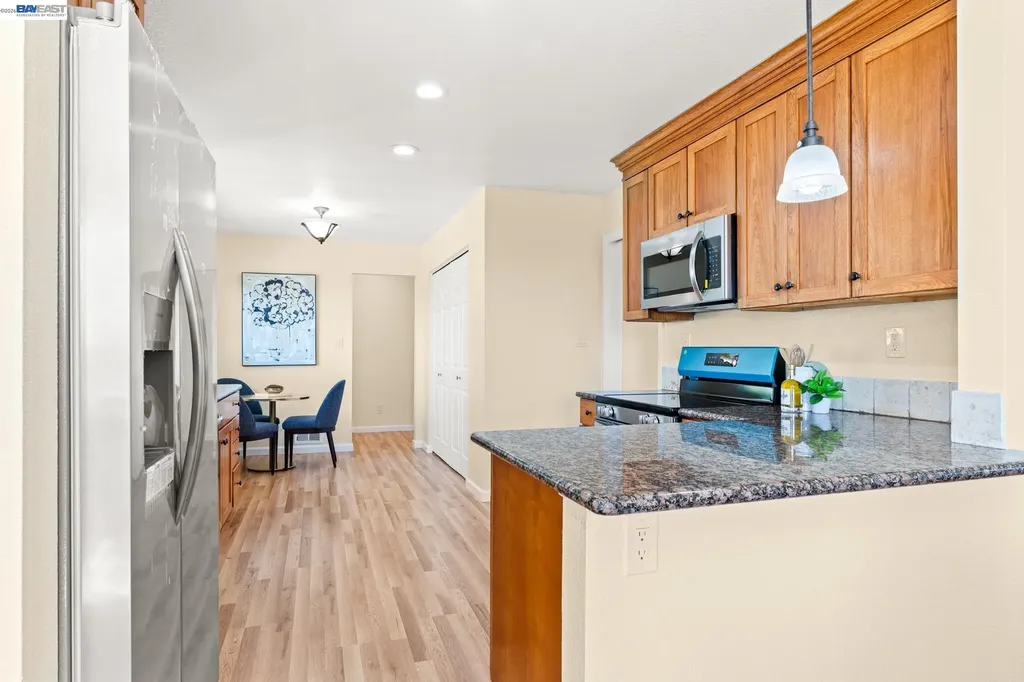 667 Gleneagle Avenue Hayward CA 94544